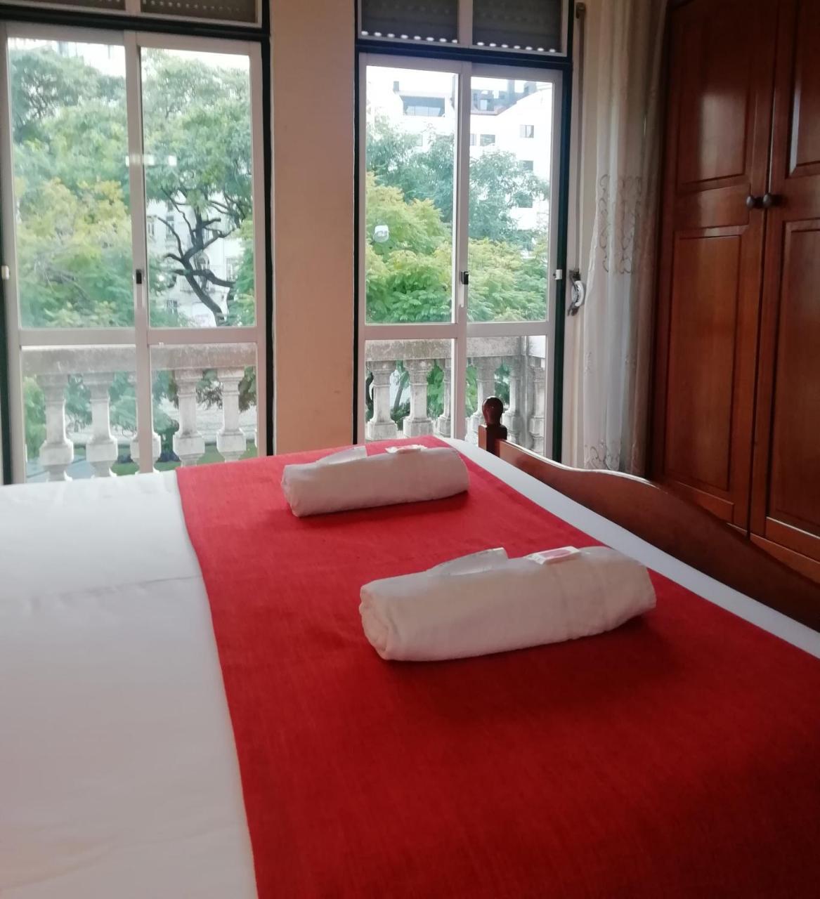 Apolo Bed and Breakfast Lissabon Buitenkant foto