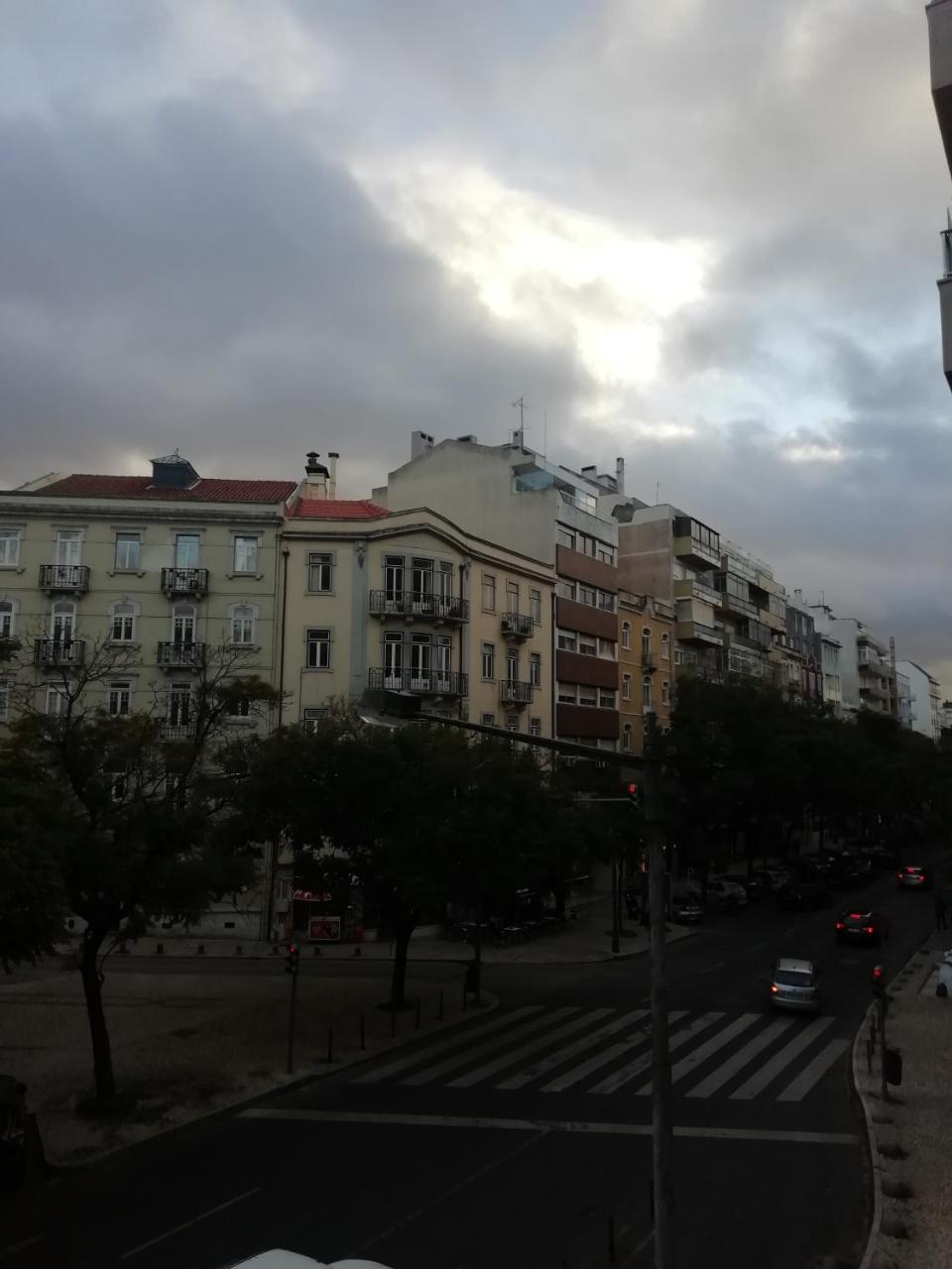 Apolo Bed and Breakfast Lissabon Buitenkant foto