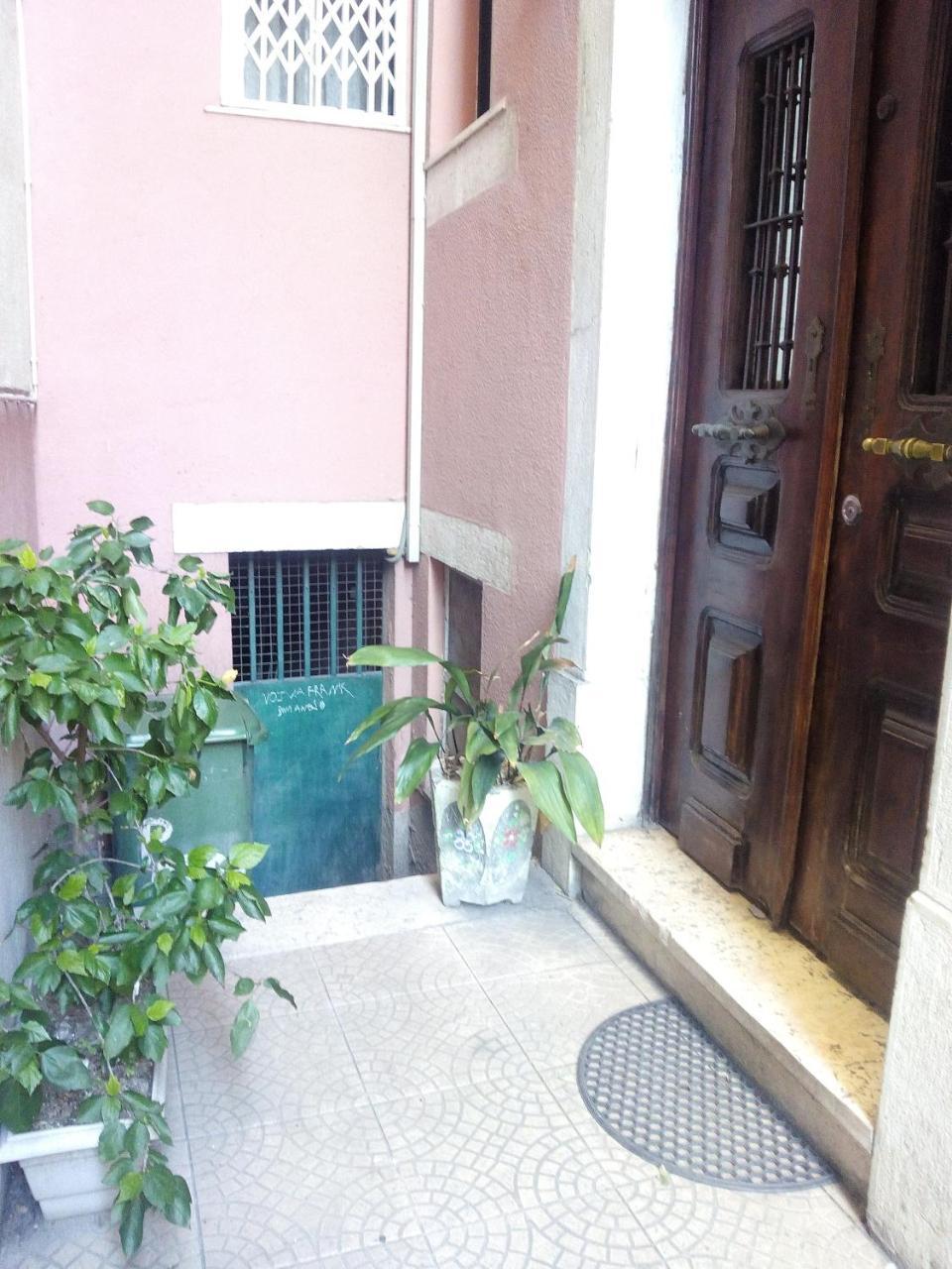 Apolo Bed and Breakfast Lissabon Buitenkant foto