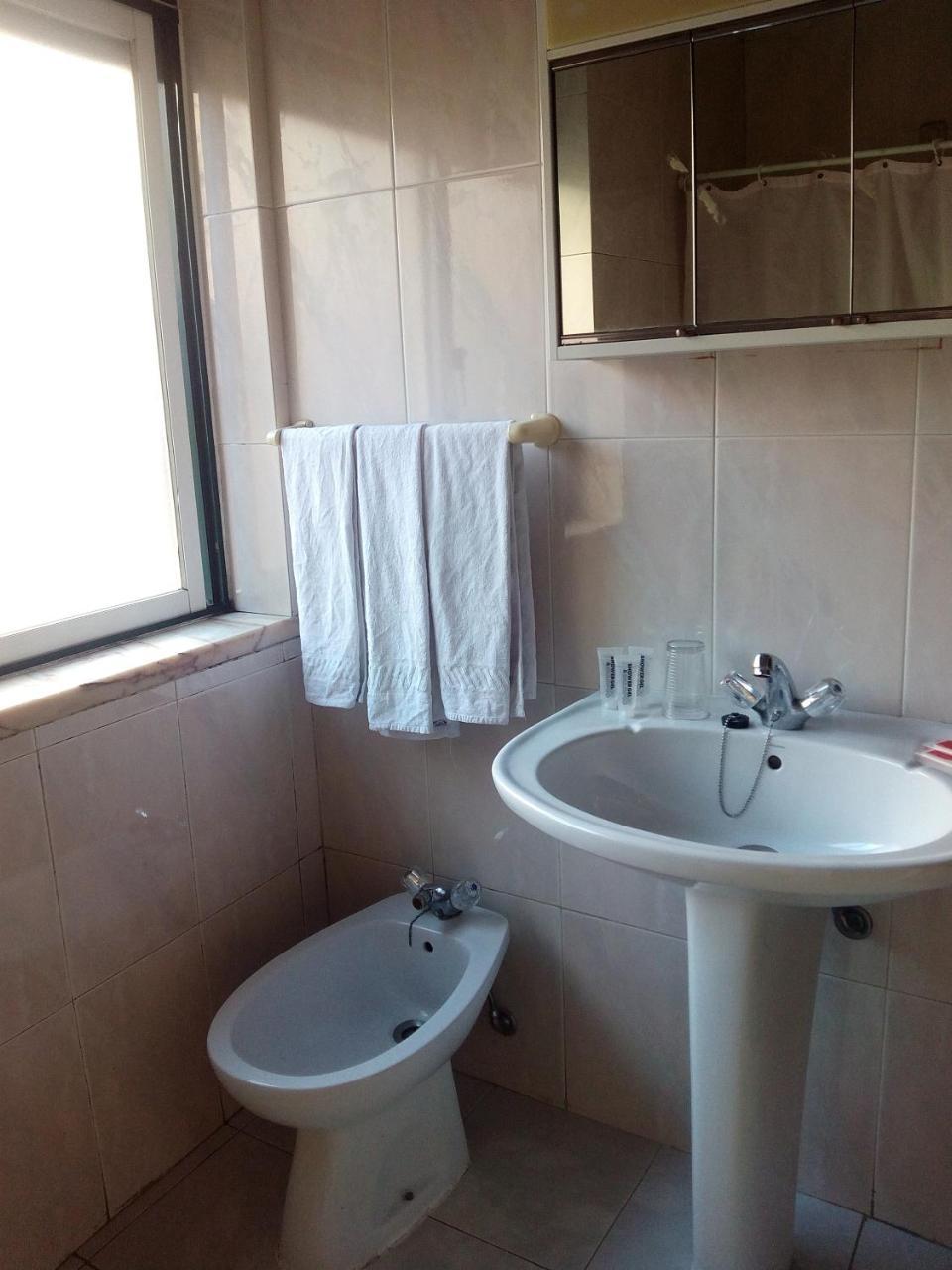 Apolo Bed and Breakfast Lissabon Buitenkant foto